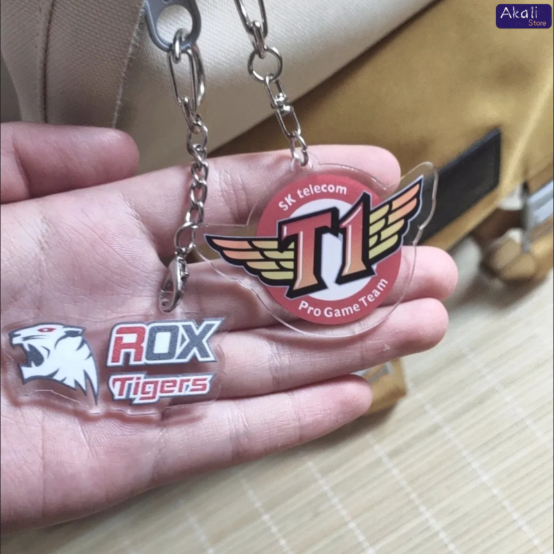 LOL Esports Team Logo Keychain - Gaming Accessories Bag recension och pris